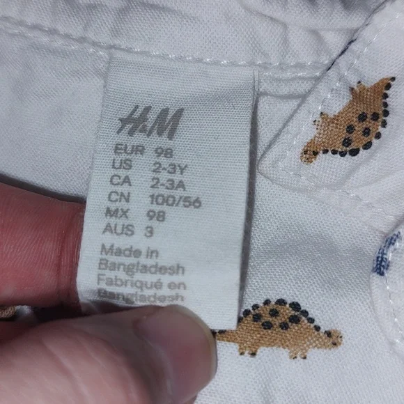 Donated.  H and M Shirt Size 2-3 Years - Picture 2 of 4